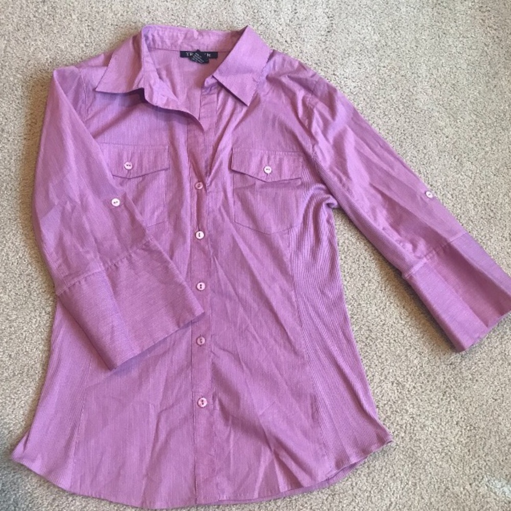 BUTTON DOWN SHIRT